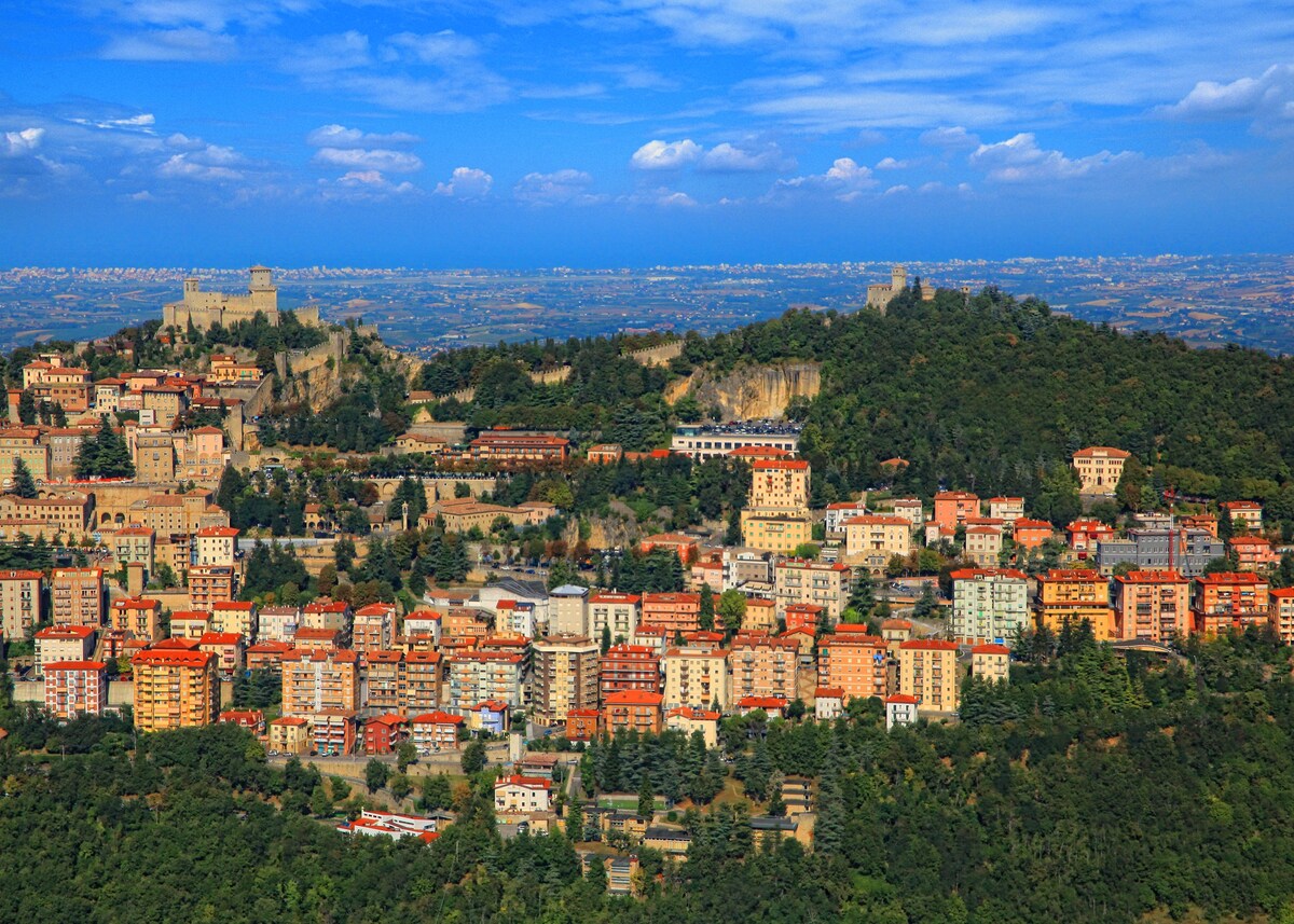 Acquaviva image