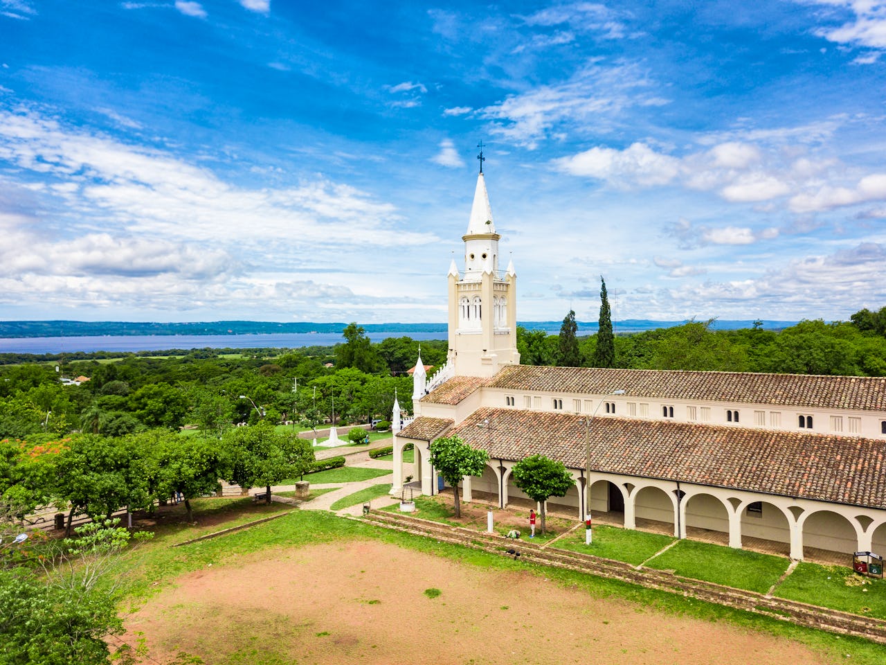 Areguá image