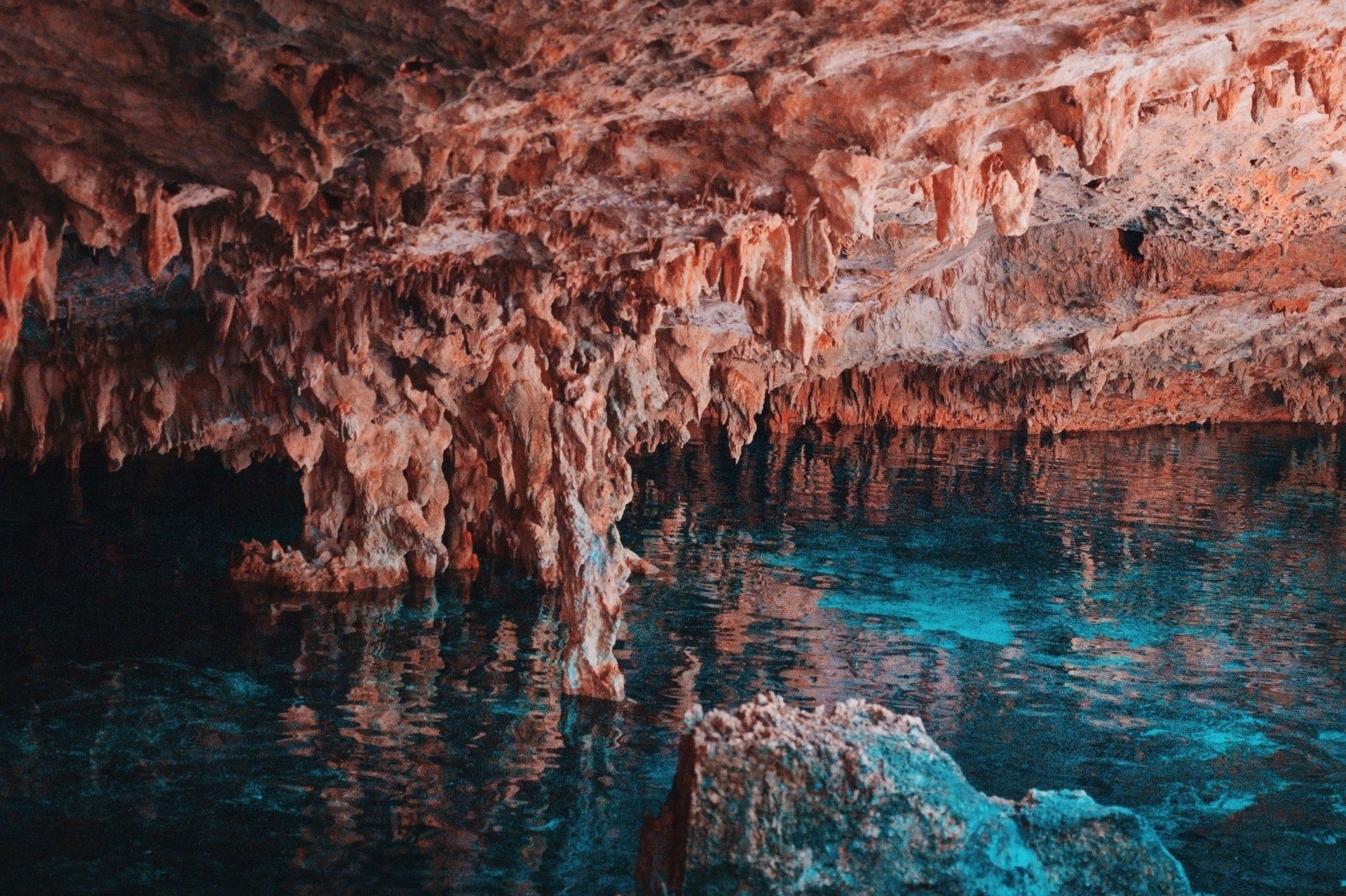 Chinhoyi Caves image